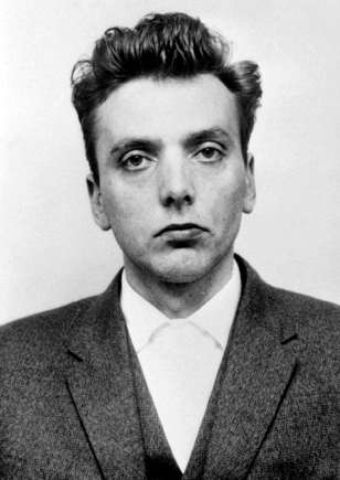 Ian Brady: Capricórnio